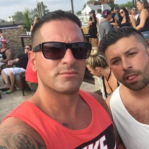 Meet your Posher, Gennaro